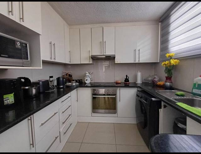 3 BEDROOM APARTMENT FOR SALE IN PROSPECT HALL